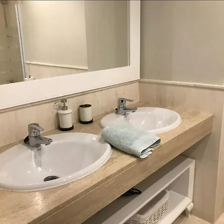 Mi Capricho 2f Beachfront- With Sea View - Costa Del Sol Apartment