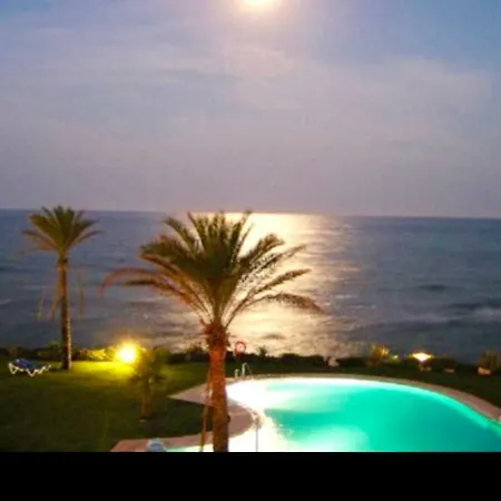 Mi Capricho 2f Beachfront- With Sea View - Costa Del Sol Apartment